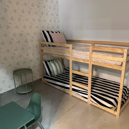 Minimal Chic דירה *